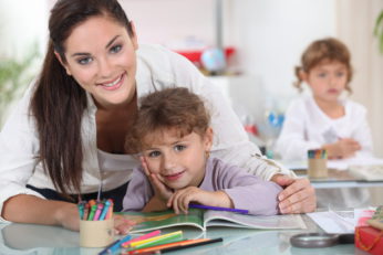 Choosing Between a Montessori Daycare Near Work   or Home